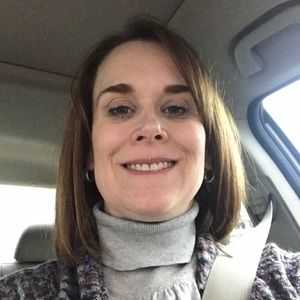 Meet your Posher, Dina